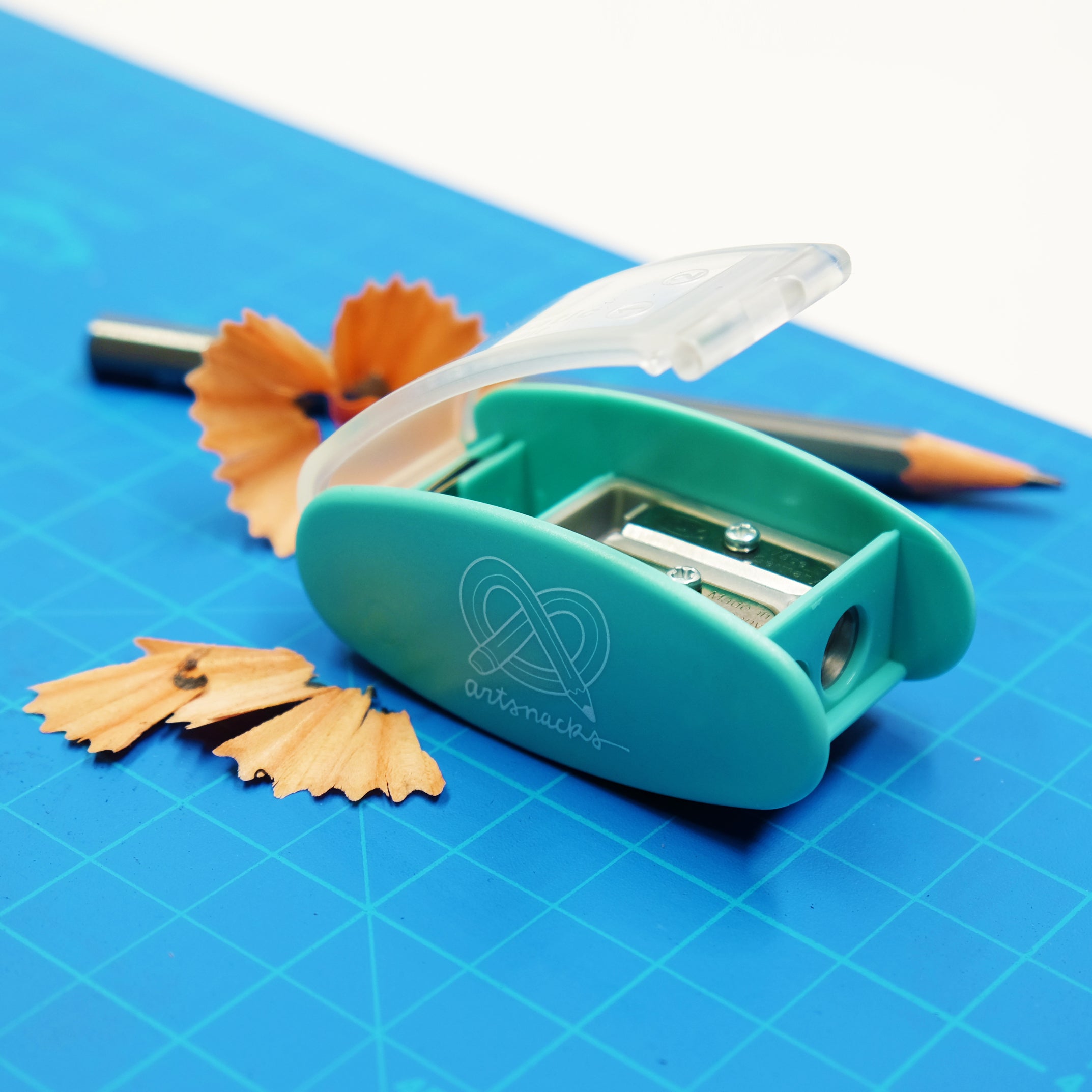 ArtSnacks + KUM Automatic Long Point Sharpener - ArtSnacks